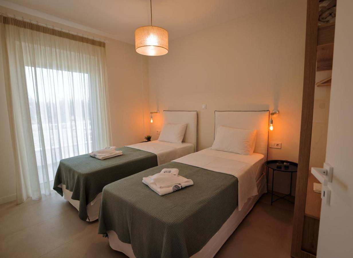 Vrahati La Mer Bleue Beachfront Boutique Apartments מראה חיצוני תמונה