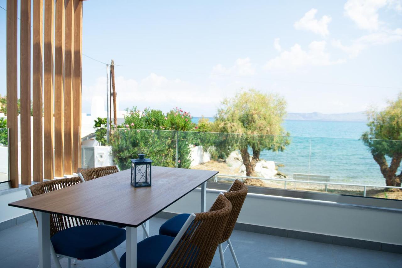 Vrahati La Mer Bleue Beachfront Boutique Apartments מראה חיצוני תמונה